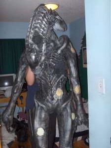 20061126_02 AvP2 Alien Suit Stolen