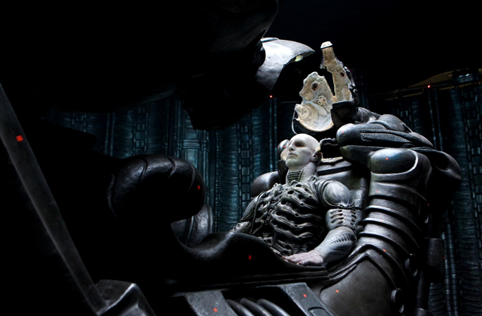 Ian Whyte takes his place in the Pilot's Chair in Prometheus. Ian Whyte Interview (2)