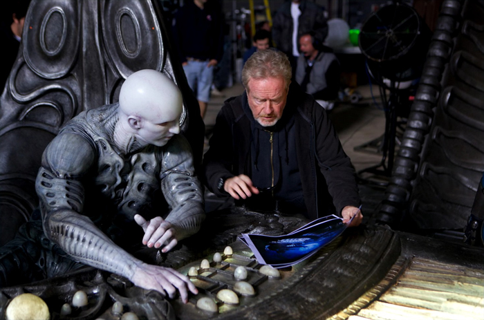 Ridley Scott instructs Ian Whyte filming the scene in Prometheus where David witnesses the last days of the Engineer facility.  Ian Whyte Interview (2)