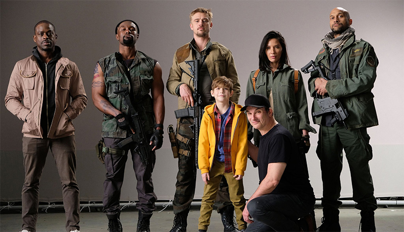 First Look at The Predator Cast! - Alien vs. Predator Galaxy