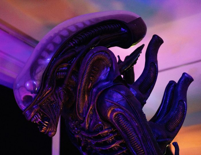 Icons Of Darkness_10.9.21_AVP_Alien Xeno_107sm (Mike Monaghan)
