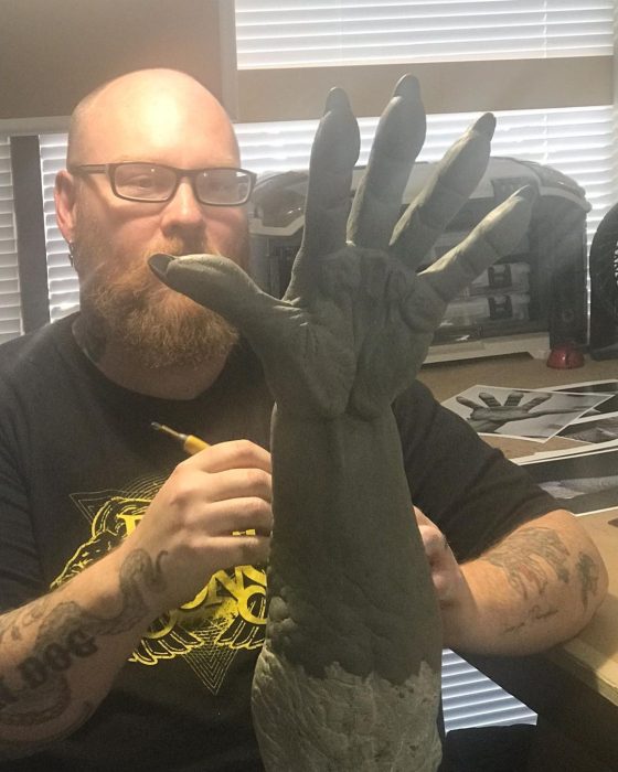 Feral Predator Sculpture (Alec Gillis)